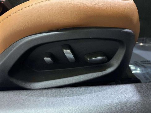 Used 2016 Chevrolet Corvette Stingray Coupe w/ 2LT Preferred Equipment Group image 45