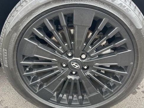 Used 2025 Hyundai Santa Fe Calligraphy AWD/4WD image 15
