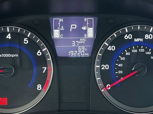 Used 2015 Hyundai Accent GLS w/ Option Group 03 image 24