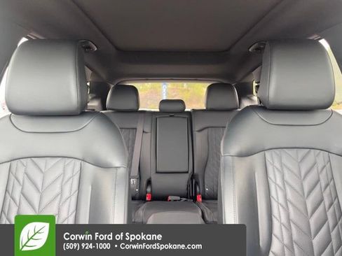 Used 2025 Kia Sportage X-Pro Prestige AWD/4WD image 34