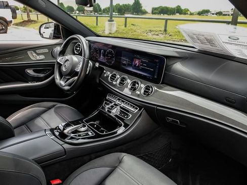 Used 2017 Mercedes-Benz E 43 AMG 4MATIC Sedan image 18