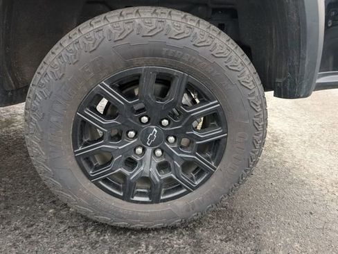 Used 2024 Chevrolet Colorado Trail Boss w/ Advanced Trailering Package image 26