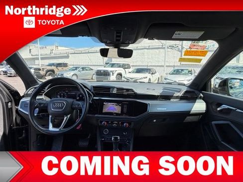 Used 2021 Audi Q3 2.0T Premium w/ Convenience Package AWD/4WD image 8