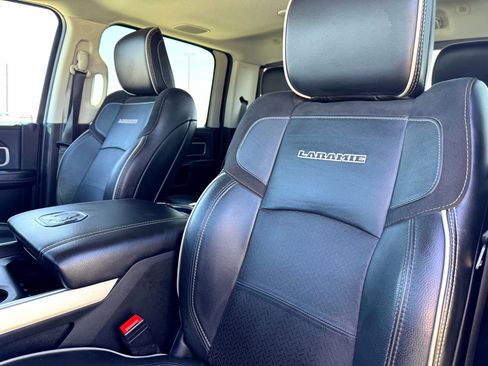 Used 2023 RAM 3500 Laramie image 13