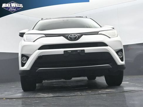 Used 2018 Toyota RAV4 XLE w/ Plus Extra Value Package FWD image 18