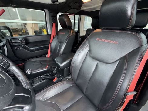 Used 2017 Jeep Wrangler Unlimited Rubicon image 11