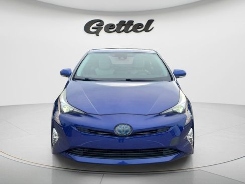 Used 2016 Toyota Prius Four Touring FWD image 2