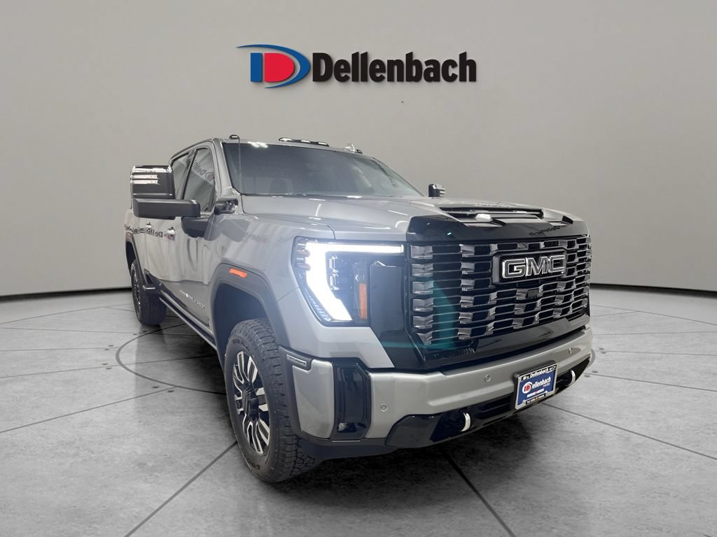 Used 2025 GMC Sierra 3500 Denali Ultimate AWD/4WD image 7