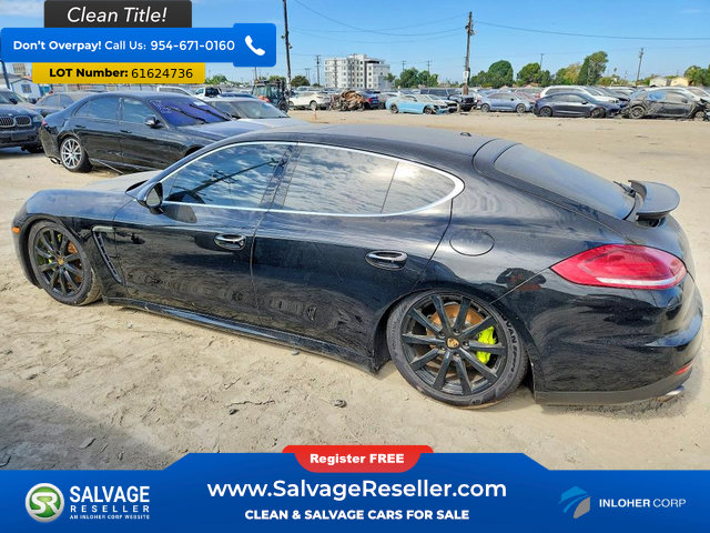 Used 2015 Porsche Panamera S RWD image 3