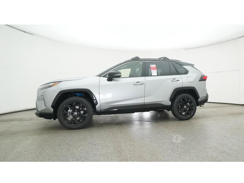 Used 2025 Toyota RAV4 XSE AWD/4WD image 24