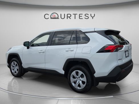 Certified 2025 Toyota RAV4 LE FWD image 3
