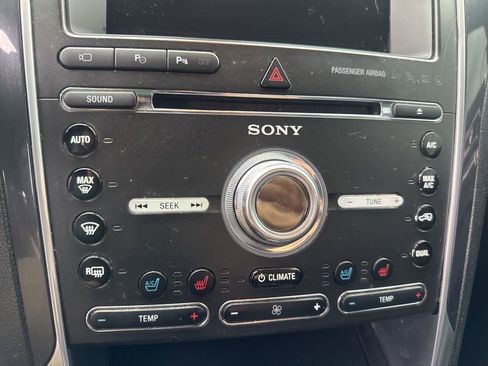 Used 2017 Ford Explorer Limited w/ Equipment Group 301A image 16