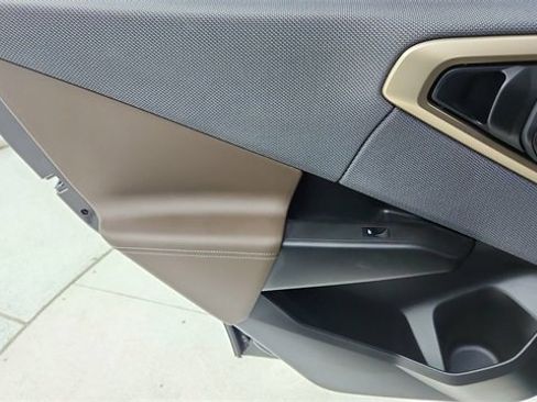 Used 2025 BMW X3 xDrive30i w/ Premium Package image 31