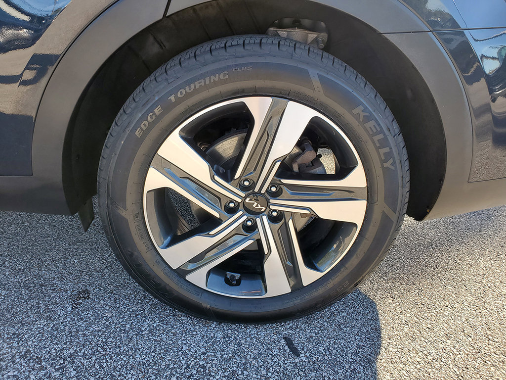 Used 2023 Kia Sorento EX AWD/4WD image 16