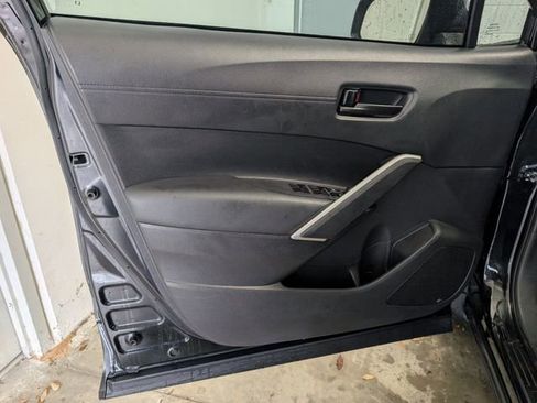 Used 2023 Toyota Corolla Cross AWD Hybrid image 20