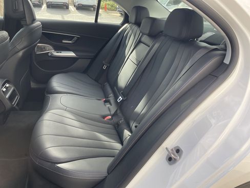 Certified 2025 Mercedes-Benz E 350 Sedan image 40