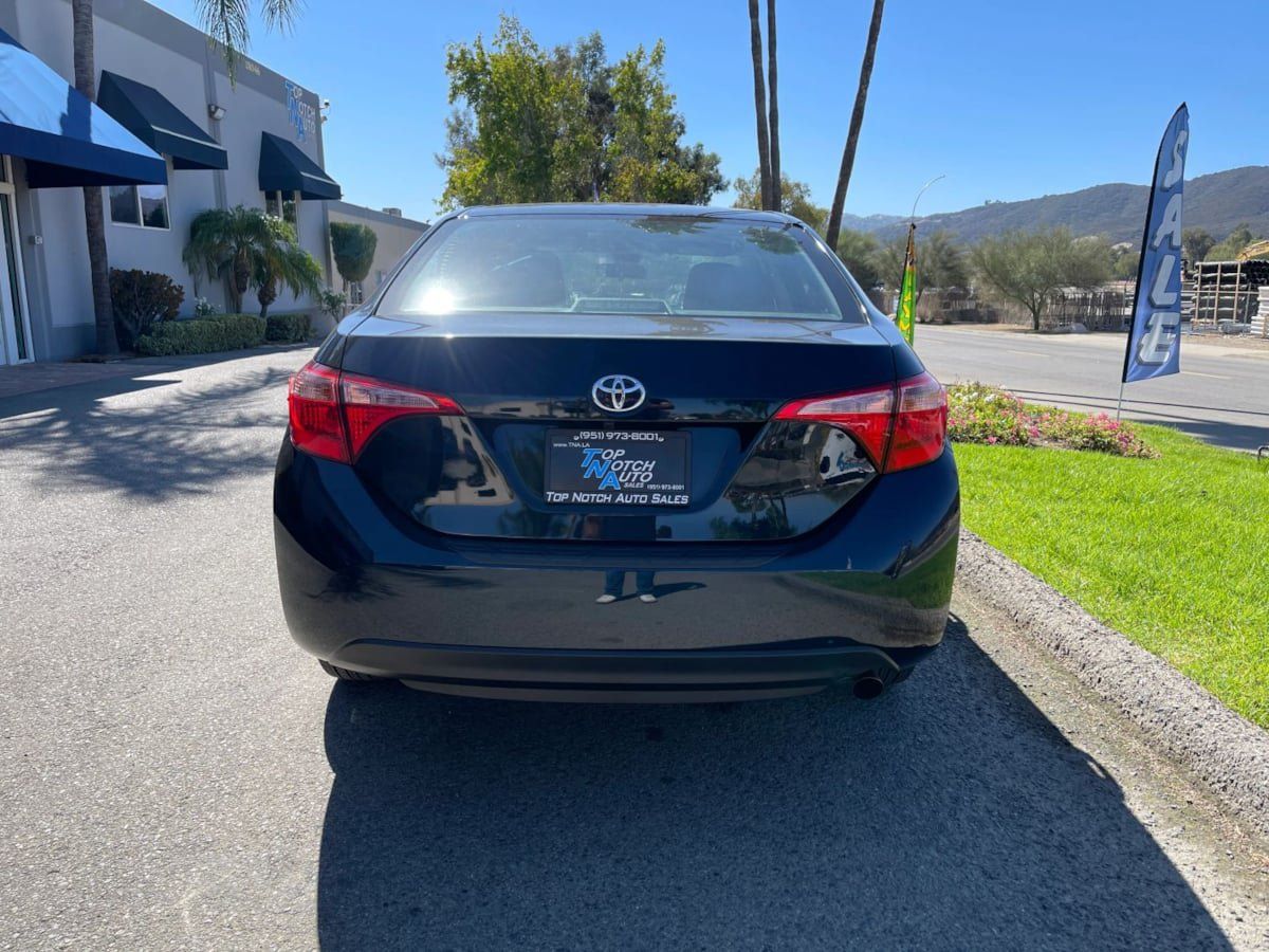 Used 2019 Toyota Corolla LE w/ Carpet Mat Package (TMS) FWD image 7