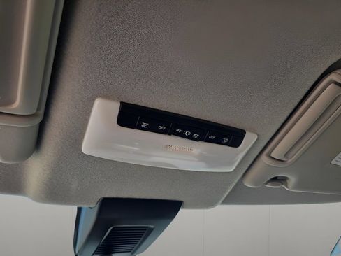 Used 2025 Nissan Kicks Play S w/ Interior Electronics Package FWD image 23