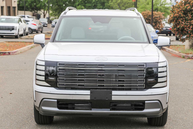 Used 2026 Hyundai Palisade Limited AWD/4WD image 2