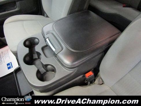 Used 2022 RAM 2500 Big Horn image 34