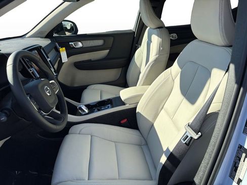 New 2026 Volvo XC40 B5 Plus w/ Protection Package Premier image 13