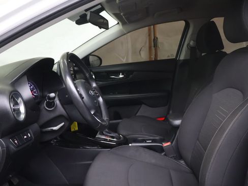 Used 2019 Kia Forte S FWD image 16