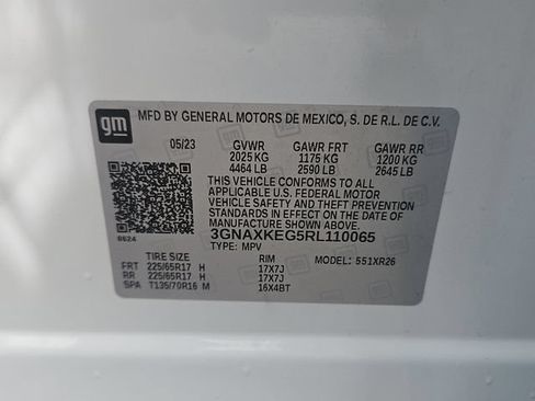 Used 2024 Chevrolet Equinox LT FWD image 28