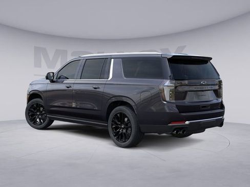 New 2026 Chevrolet Suburban Premier AWD/4WD image 3