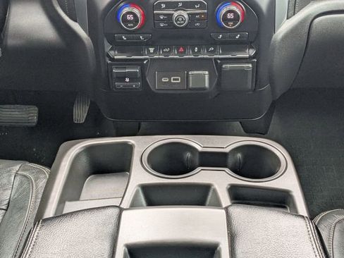 Used 2022 Chevrolet Silverado 2500 LT w/ Fleet Comfort Package AWD/4WD image 17
