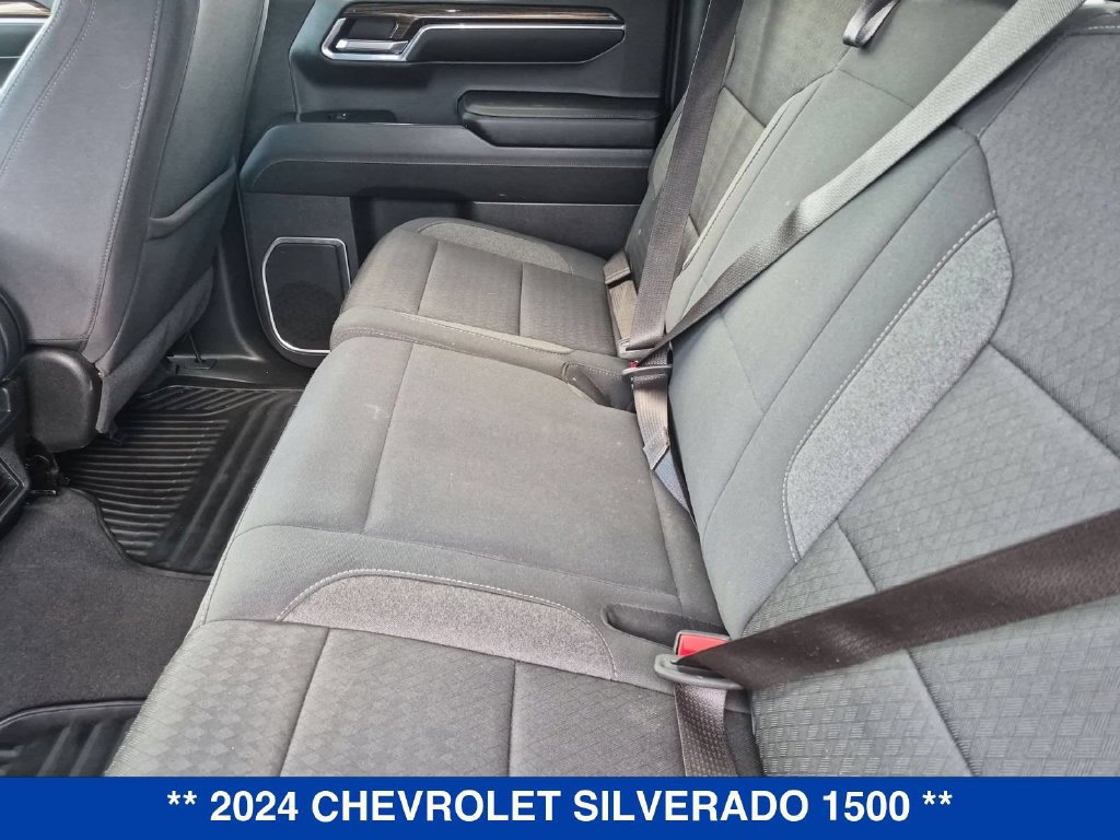 Used 2024 Chevrolet Silverado 1500 LT AWD/4WD image 16