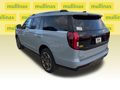 New 2025 Ford Expedition King Ranch image 9