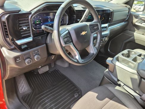 Used 2025 Chevrolet Silverado 1500 LT RWD image 20