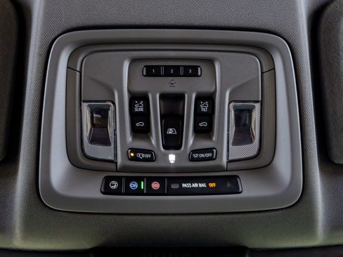 Used 2025 GMC Sierra 1500 Denali w/ Denali Reserve Package image 29