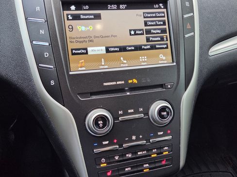 Used 2017 Lincoln MKC Premiere FWD image 15