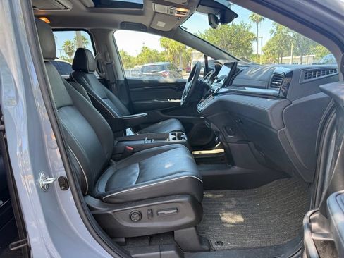 Used 2024 Honda Odyssey Elite image 13