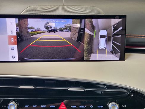 New 2026 Genesis GV70 3.5T Sport Prestige AWD/4WD image 13