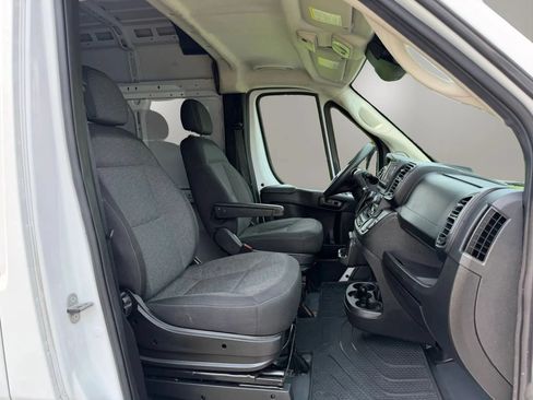 Used 2023 RAM ProMaster 2500 FWD image 41