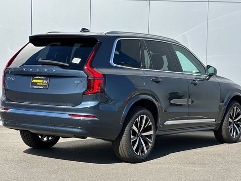New 2025 Volvo XC90 B6 Core w/ Protection Package Premier AWD/4WD image 5