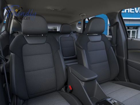 New 2026 Chevrolet Trax LT w/ LT Convenience Package FWD image 17