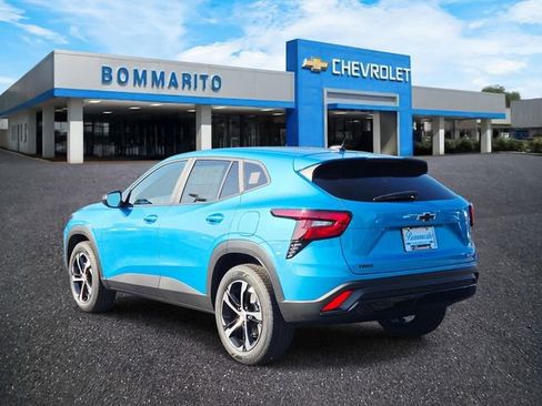 New 2026 Chevrolet Trax RS w/ Driver Confidence Package FWD image 3