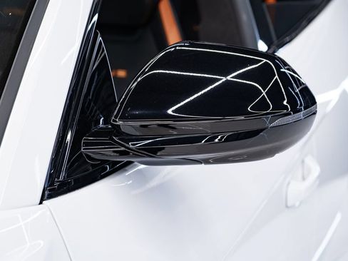 Used 2023 Lamborghini Urus S AWD/4WD image 17