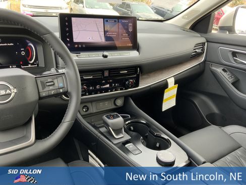 New 2026 Nissan Rogue Platinum w/ Platinum Premium Package image 7