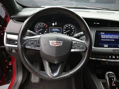Used 2020 Cadillac XT4 Premium Luxury w/ Driver Awareness Package AWD/4WD image 17