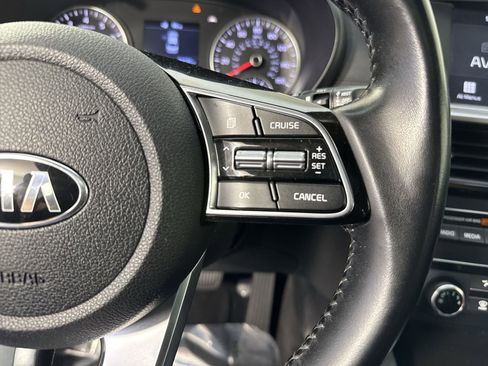 Used 2020 Kia Optima S w/ S Panoramic Sunroof Package image 12