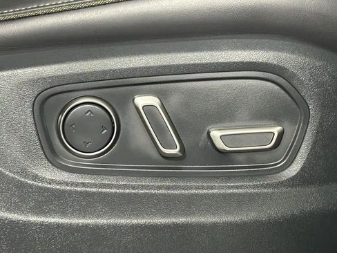 Used 2023 Rivian R1S Adventure AWD/4WD image 10