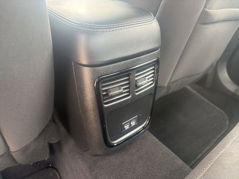 Used 2023 Dodge Charger SXT w/ Blacktop Package RWD image 19