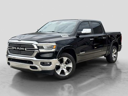 Used 2019 RAM 1500 Laramie AWD/4WD image 1