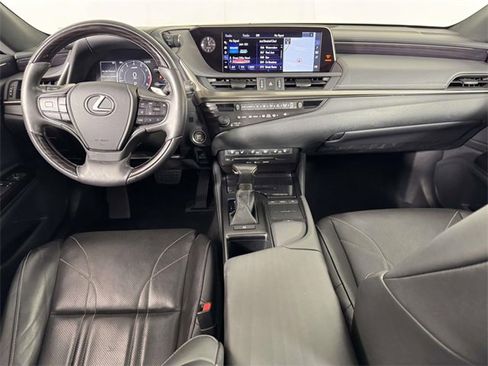 Used 2019 Lexus ES 350 Luxury w/ Accessory Package image 5