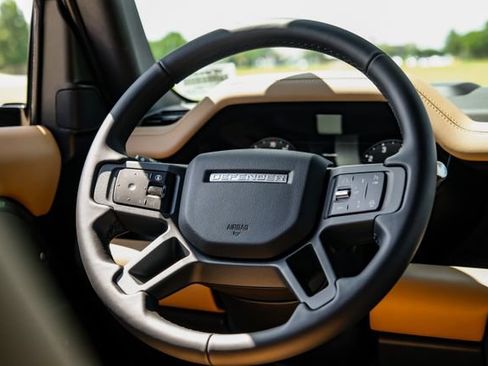 New 2026 Land Rover Defender 110 X-Dynamic SE AWD/4WD image 19