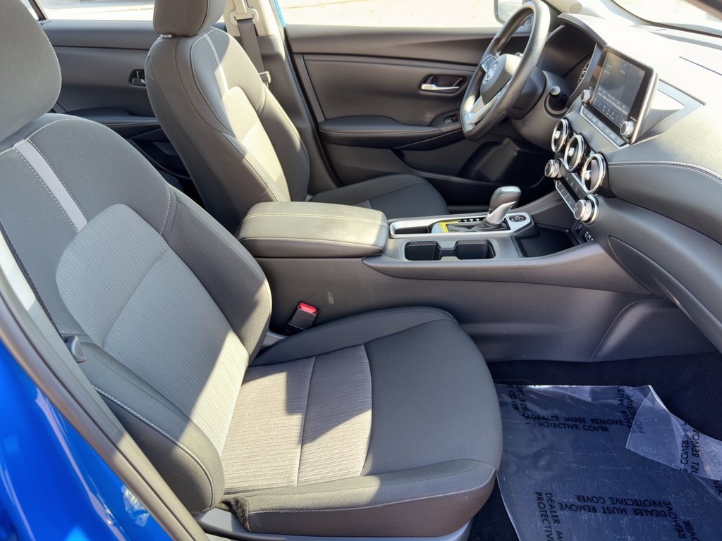 Used 2025 Nissan Sentra SV FWD image 30